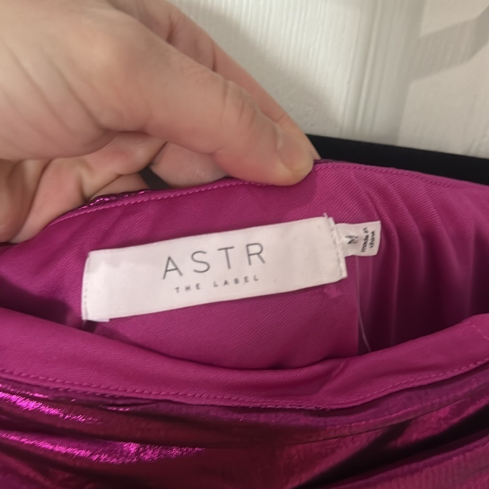 NWT ASTR Vibrant Pink Shimmer Dress mini bandage MEDIUM strapless - Picture 3 of 5